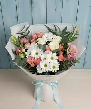 Букет цветов из:  Розы, Лизиантусы и Хризантемы в Новоспасском