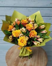 Букет цветов из:  Альстромерии и Розы в Новоспасском