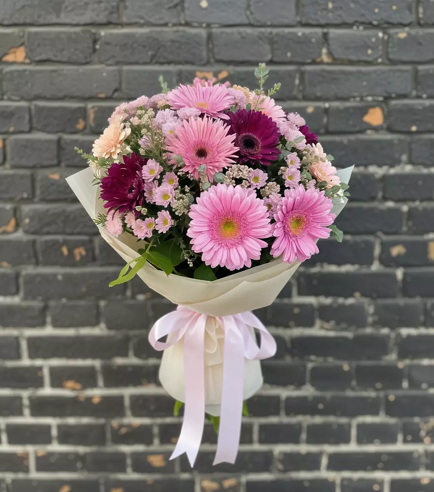 Букет цветов из: Герберы и Хризантемы в Новоспасском