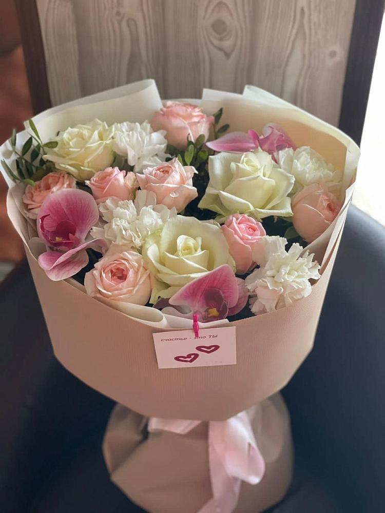 Букет цветов из: Орхидеи, Розы и Гвоздики в Новоспасском