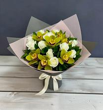 Букет цветов из:  Орхидеи и Розы в Новоспасском