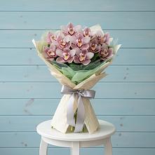 Букет цветов из:  Орхидеи и Розы в Новоспасском
