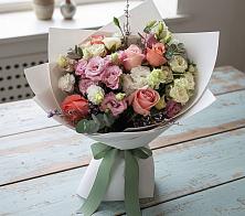 Букет цветов из:  Розы, Лизиантусы и Гвоздики в Новоспасском