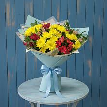 Букет цветов из:  Альстромерии и Хризантемы #REPLACE_PRED# Новоспасском
