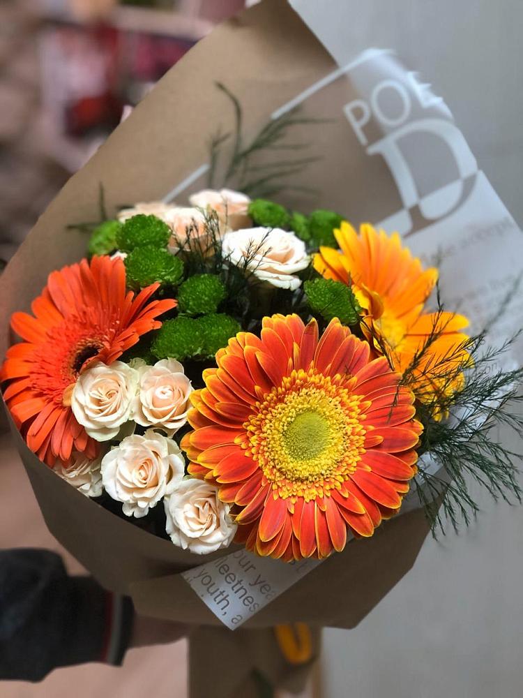 Букет цветов из: Герберы, Хризантемы и Розы в Новоспасском